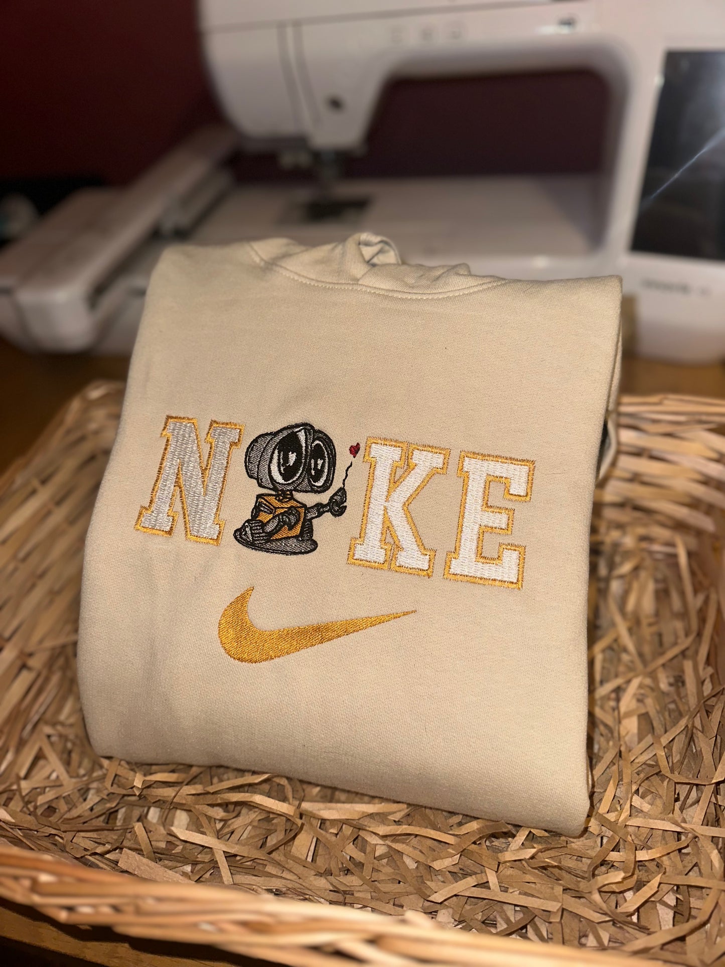 Wall-e & Eve Hoodies/Sweatshirts